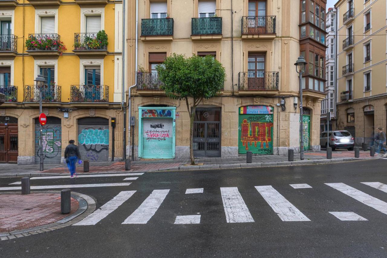 Bailen Reformado Elegante Con Wifi Appartement Bilbao Buitenkant foto
