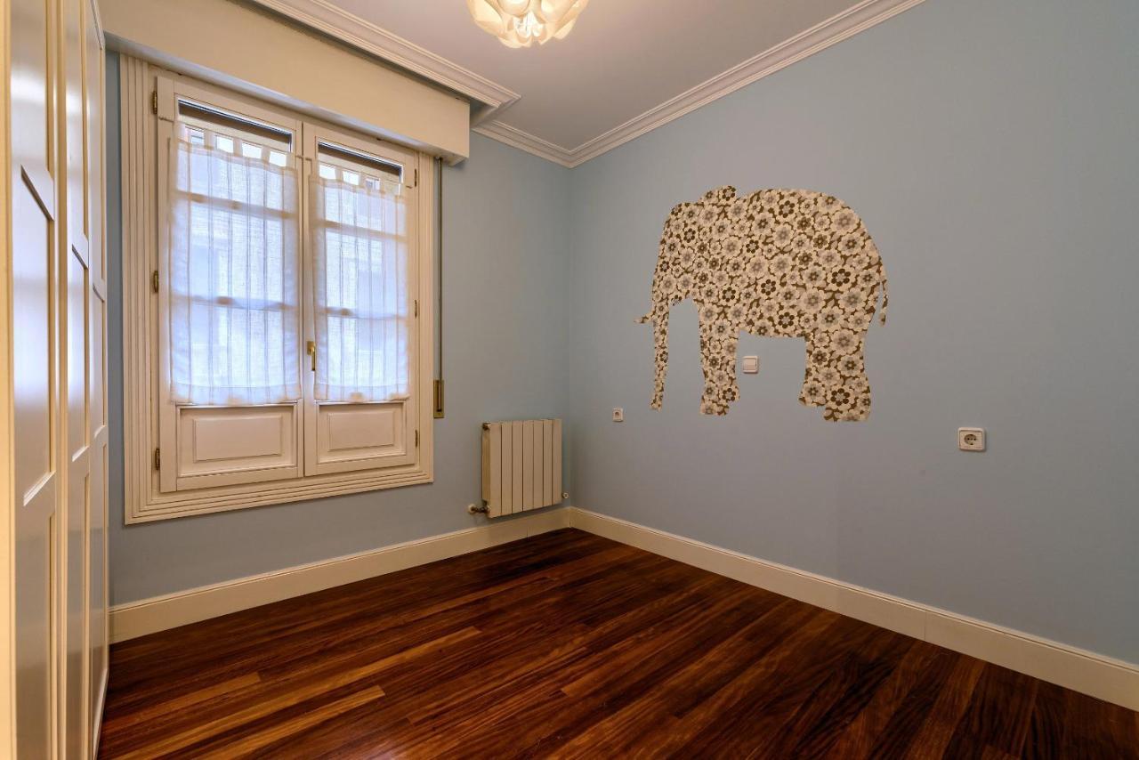 Bailen Reformado Elegante Con Wifi Appartement Bilbao Buitenkant foto